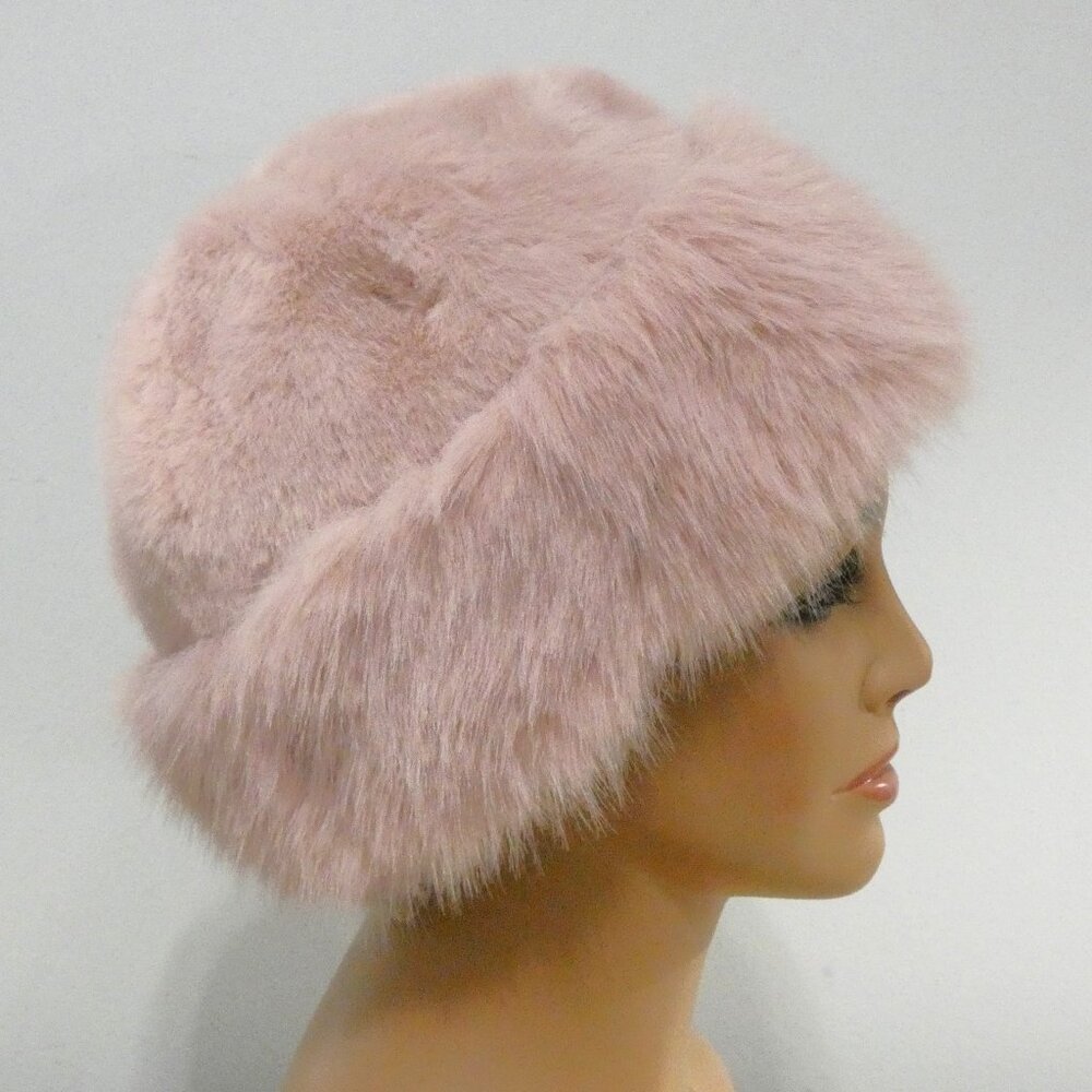 Elegant! Fabulous Fashionable Faux Fur Plush Blush Pink Warm Hat